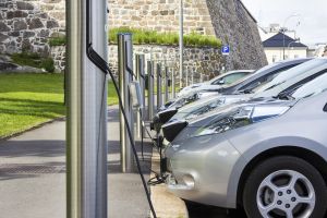 EV Collision Claims Continue to Rise Despite Sales Slowdown