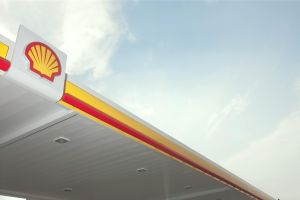 Shell-divesting-closing-retail-sites-gas-stations-EV-charging