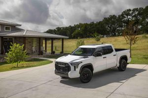 2022-2023-Toyota-Tundra-Lexus-LX-engine-recall