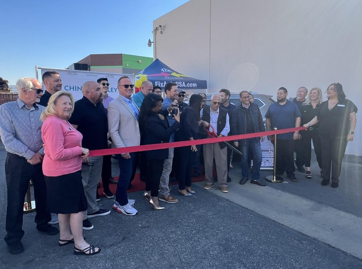 Fix-Auto-Chino-CA-ribbon-cutting-grand-opening