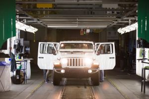 Stellantis Announces 1,000 Layoffs Amid Jeep Gladiator Production Cuts