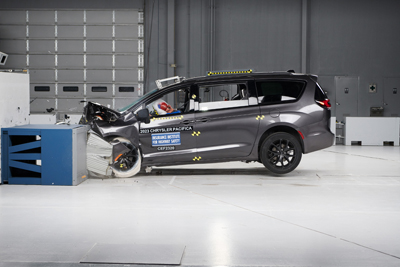 IIHS-minivan-crash-test-ratings