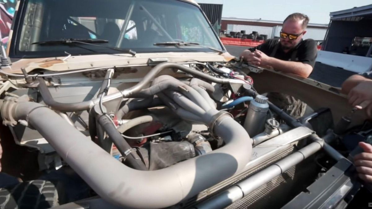 Ford Bronco Jumps Better Than The General Lee 3 full