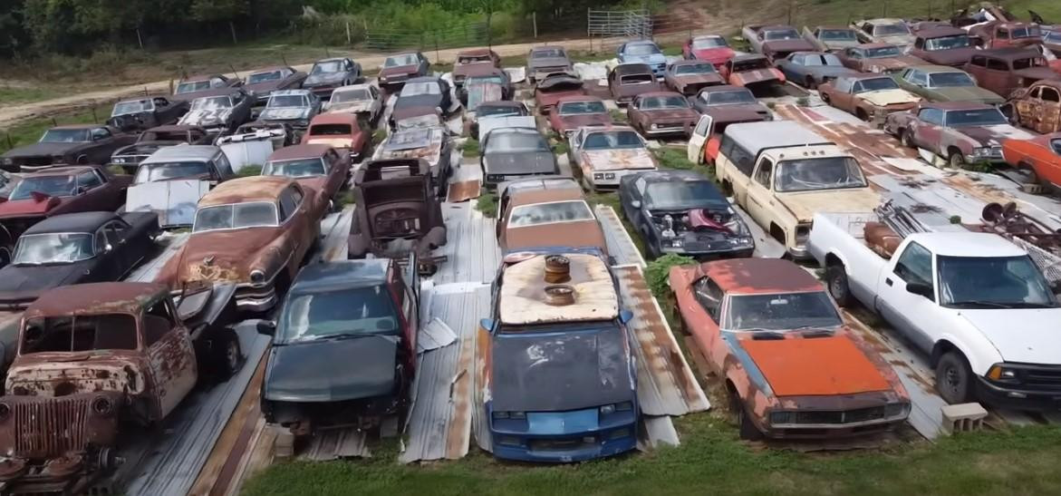 Wisconsin Collector Parts with Over 80 Vintage GM Cars